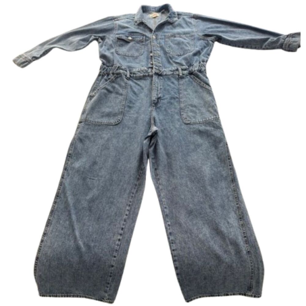 Universal Thread Denim Utility Jumpsuit Women’s Acid Wash Wide Leg